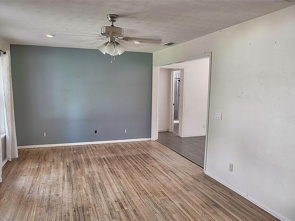 4th image of 511 W Hughes St