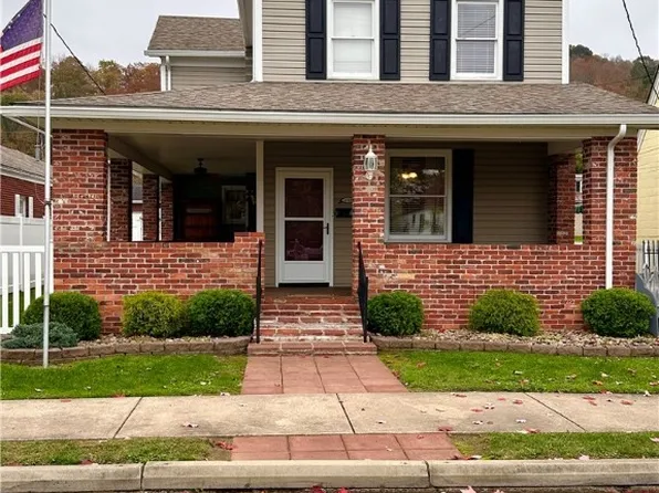 312 Barkwill St, Saint Marys, WV 26170