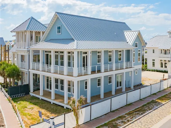 120 Sea Scamper Blvd, Port Aransas, TX 78373