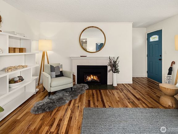 4th image of 4220 191st Street SW