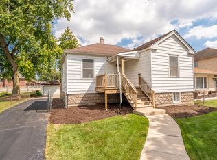 9729 Merton Ave, Oak Lawn, IL 60453