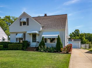 2313 Larchmont Dr, Wickliffe, OH 44092