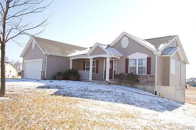 1st image of 302 Glenhaven Dr