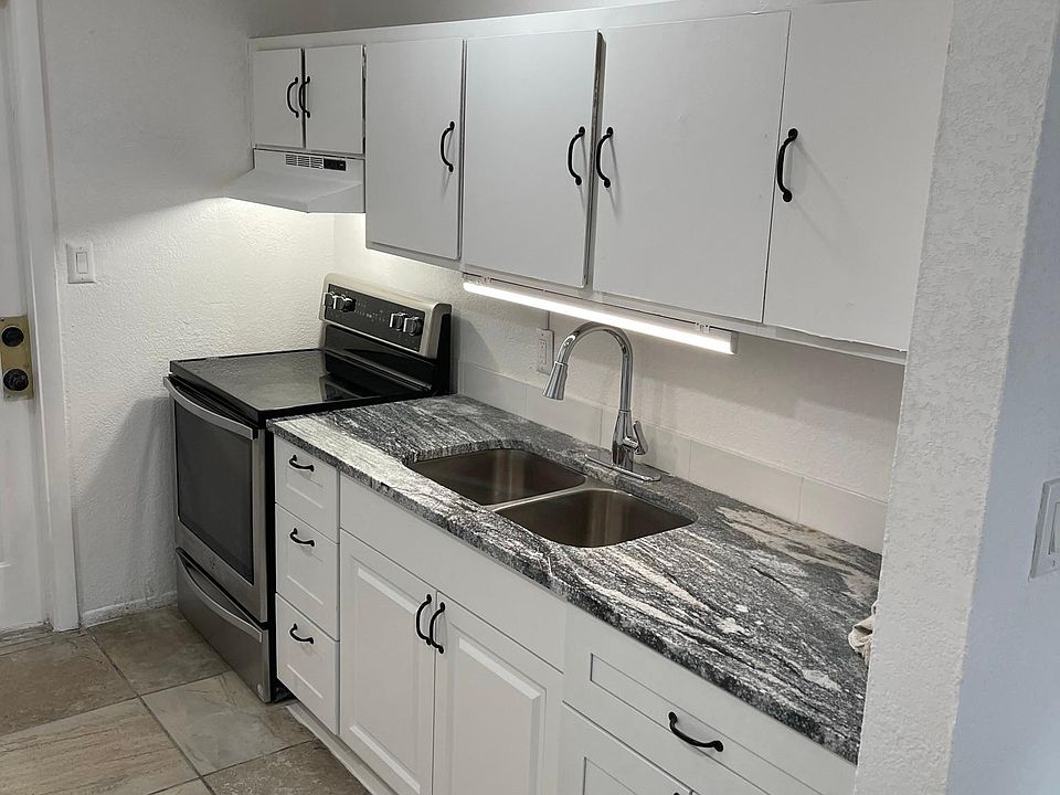1st image of 1520 E Eskimo Ave APT B