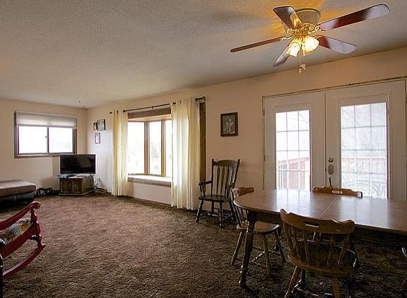 5th image of 813 345th Ln NE