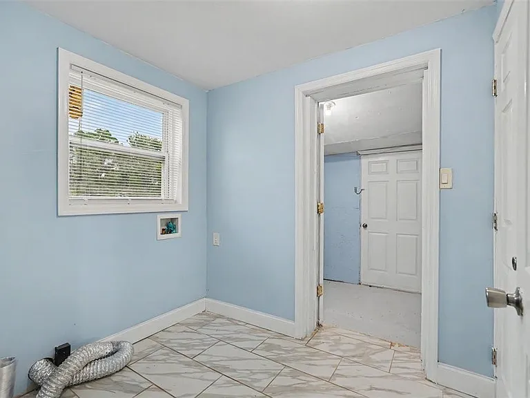 9220 McIntosh Rd — Photo 11