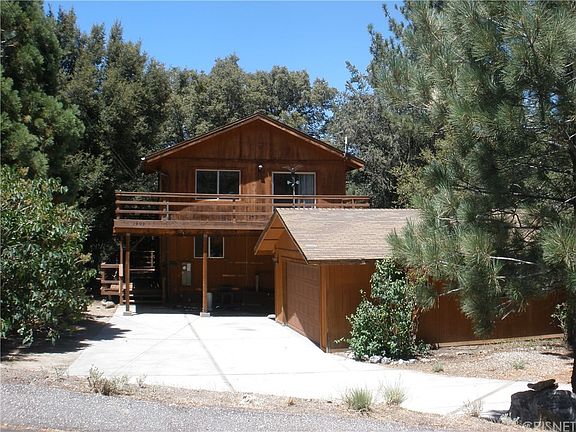 2nd image of 1909 Bernina Dr