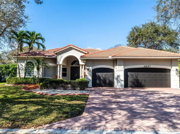 6897 NW 107th Terrace, Parkland, FL 33076