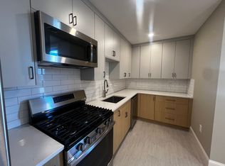 36 Gates St APT 2, Lowell, MA 01851