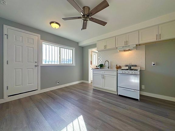 4th image of 16100 Van Ness Ave APT 10