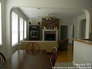 4th image of 26430 Cuyahoga Cir
