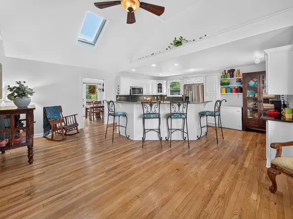 3210 Southlake Dr, Nashville, TN 37211