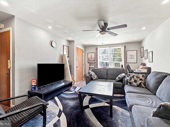 2nd image of 506 Ryers Ave