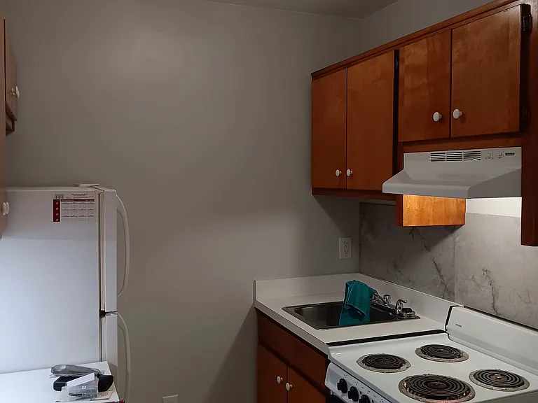 228 S Mason St #10 — Photo 8