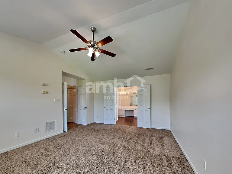 1440 Cantwell Ct — Photo 10