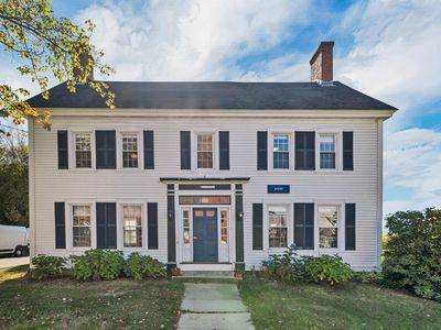 79 South Main Street, Wolfeboro, NH, 03894