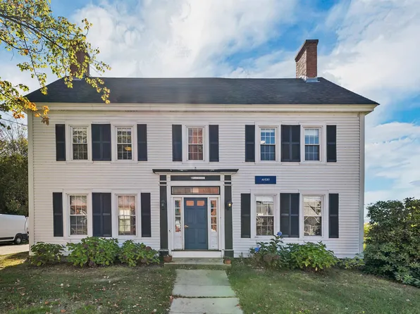 79 South Main Street, Wolfeboro, NH 03894