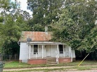 903 E Davis St, Burlington, NC 27215