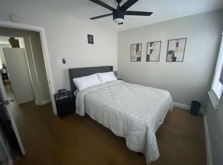 636 E 121st Pl #2, Los Angeles, CA 90059