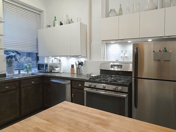 2nd image of 698 Amsterdam Ave #1WE