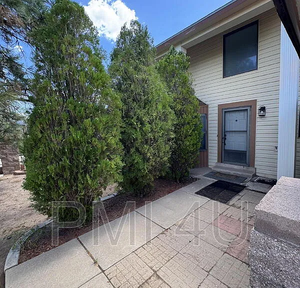 10412 La Paz Dr NW — Photo 3