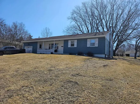 338 E Main St, West Union, IA 52175
