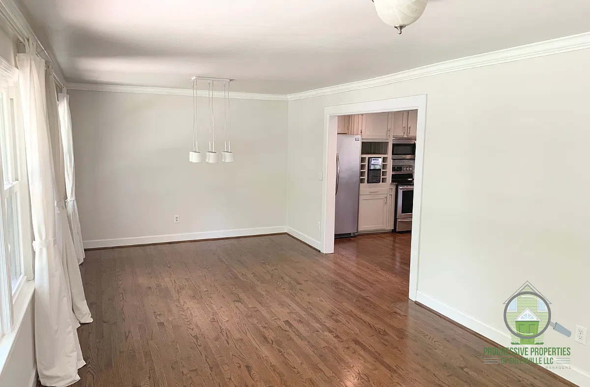 128 West Circle Avenue - 1 — Photo 3