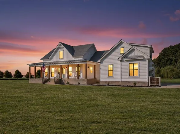 111 Artisan Way, Moyock, NC 27958