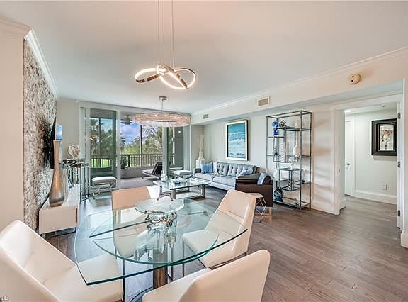 4th image of 2748 Tiburon Blvd E #C-304