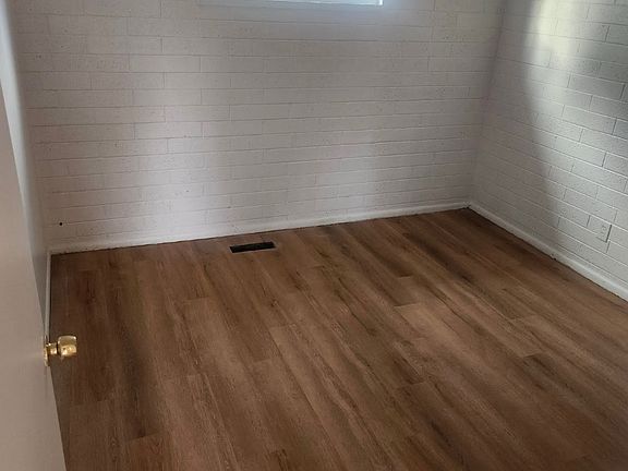 5th image of 634 N 800 W APT 4