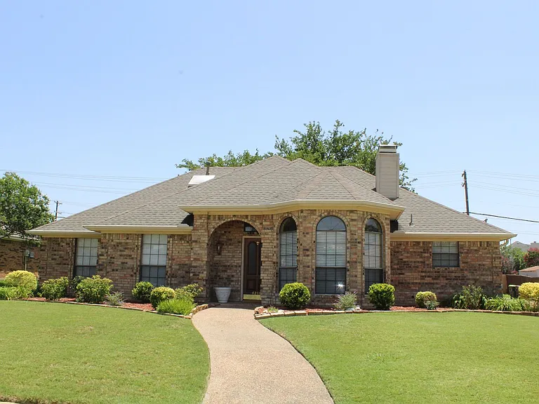 4216 Marshall Ct — Photo 1