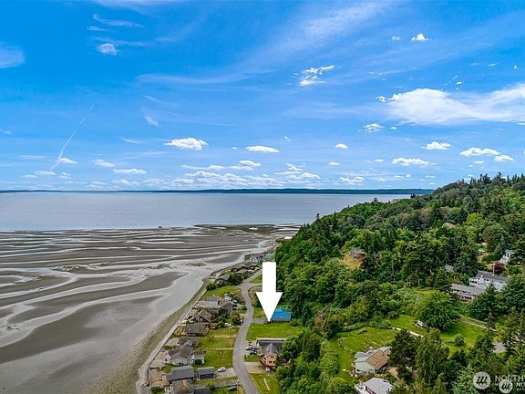 3rd image of 3697 Driftwood Drive