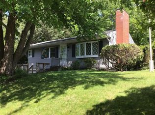 23 White Horse Rd, Plymouth, MA 02360
