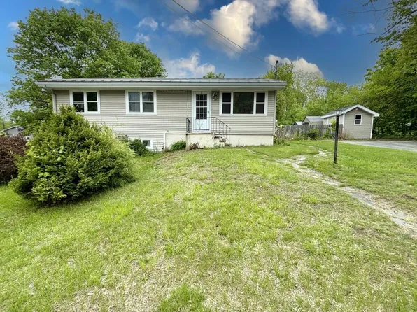 24 Mitchell Street, Lewiston, ME 04240