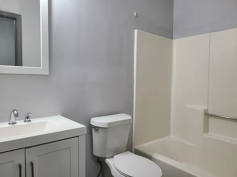 1212 Old Covington Hwy SE — Photo 6