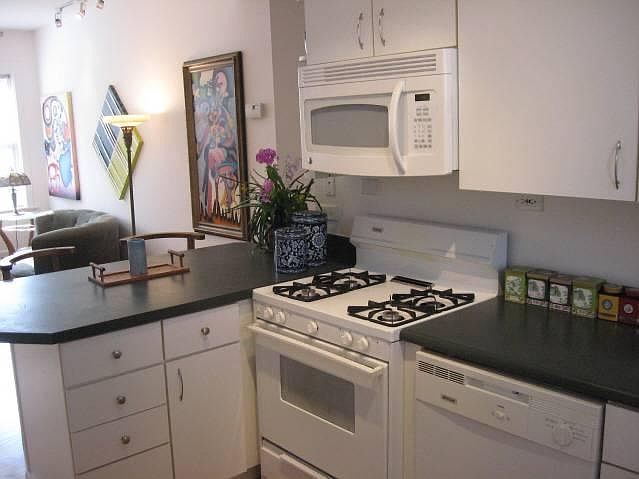 1st image of 1730 N Shore Ave #3B