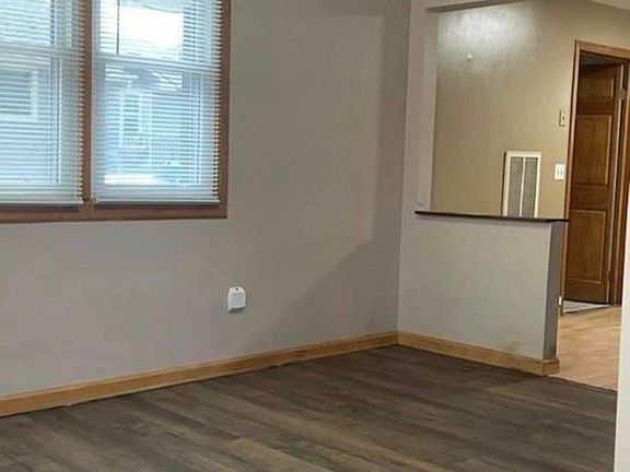 5th image of 7600 W 135th Pl