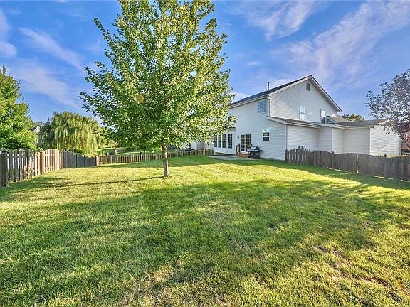 3rd image of 6824 Wellington Valley Ct