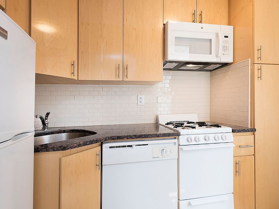 2nd image of 1160 3rd Ave APT 3G