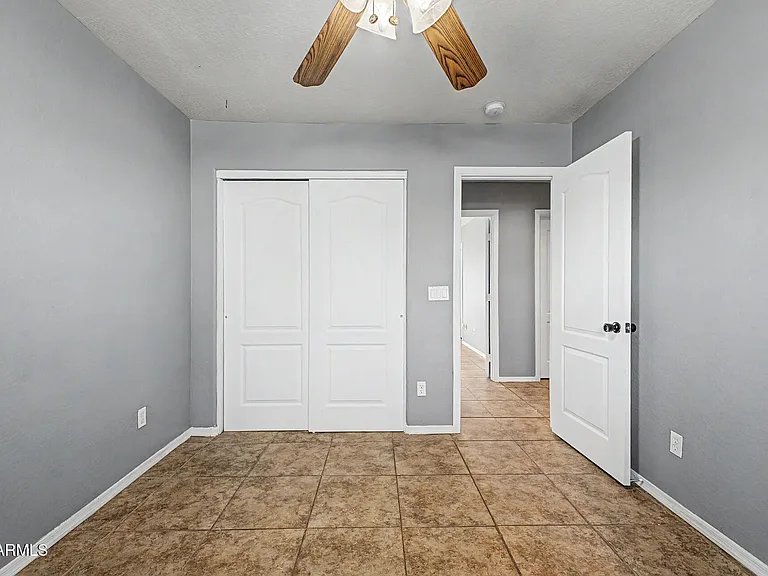11207 W Hopi St — Photo 19