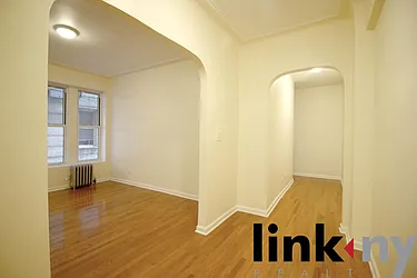 Rented by Link NY Realty