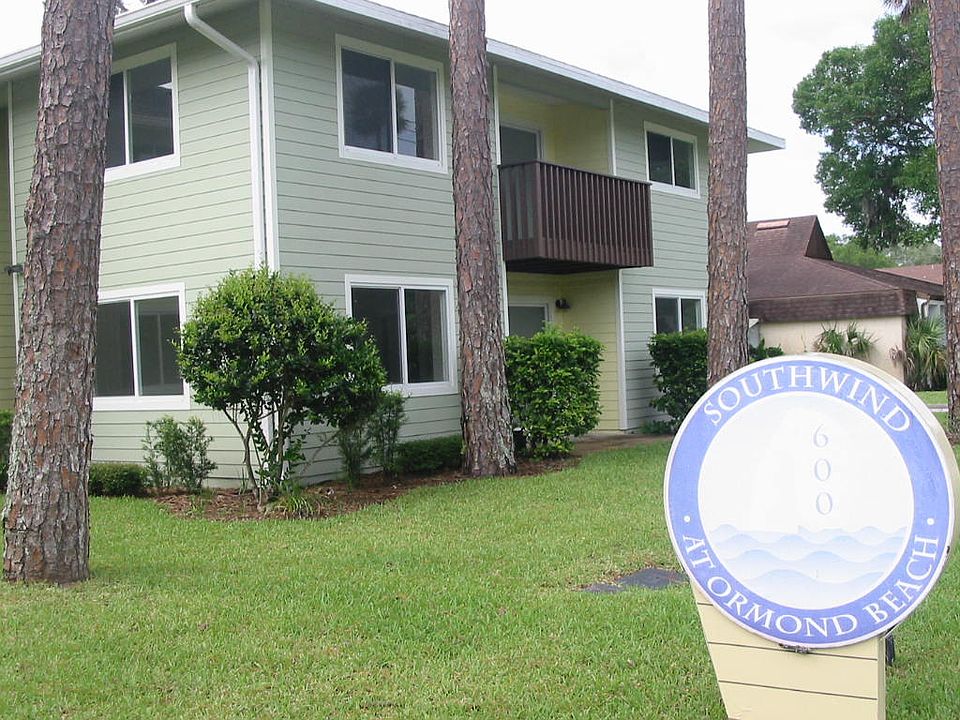 1st image of 600 Sterthaus Dr APT 207