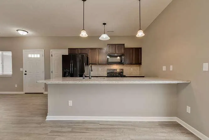 8755 E Chris St — Photo 7