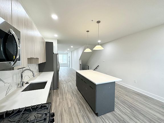 5th image of 2503 E Schiller St #Bi7