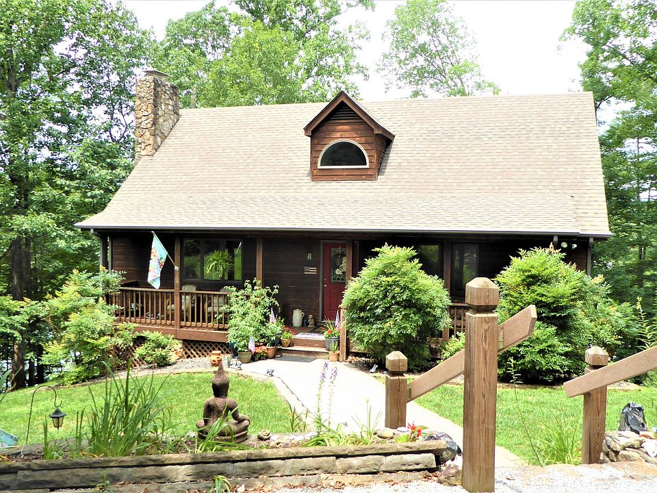 1st image of 306 Woodlake Dr