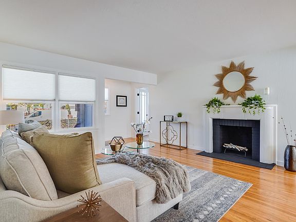 5th image of 1138 Westminster Ave