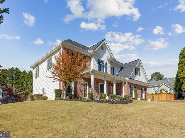 491 Sweetfern Ln, Sugar Hill, GA 30518