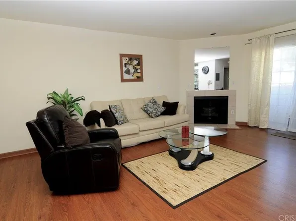 6950 Remmet Ave APT 9, Canoga Park, CA 91303