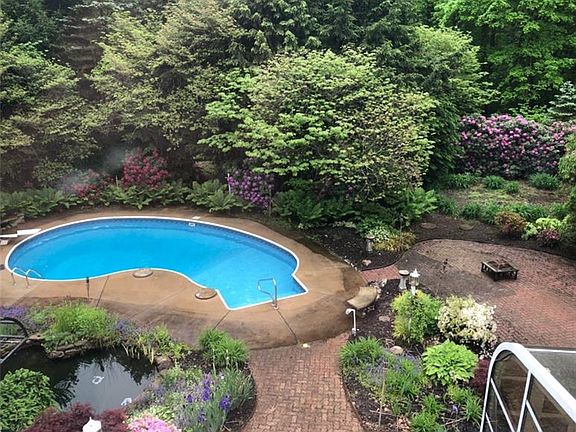 4th image of 4001 Heather Dr