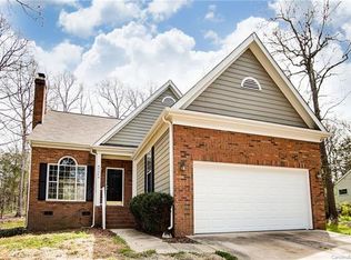 8224 Hunley Ridge Rd, Matthews, NC 28104